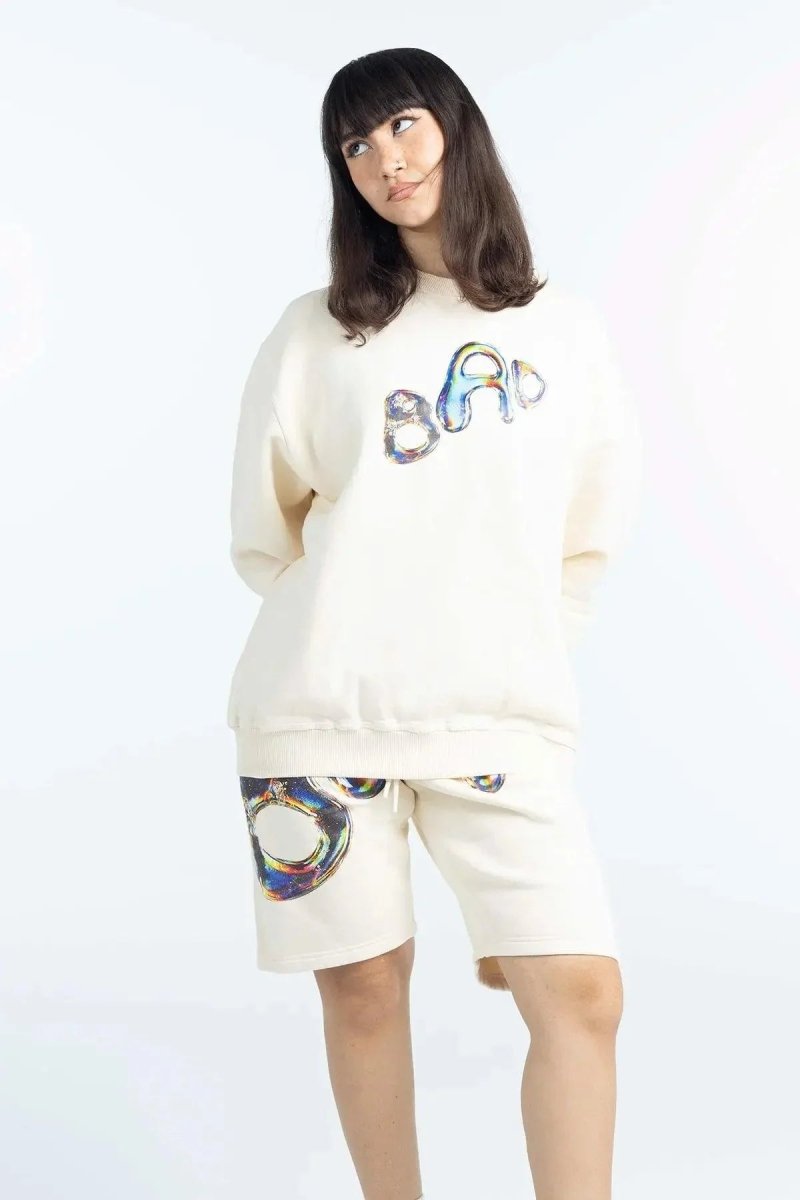 BAD IN DIMENSIONS Shorts Cream - Bad Company